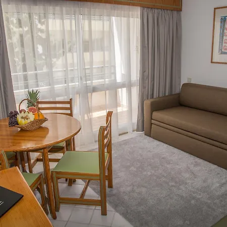Luna Da Oura Apartmanhotel