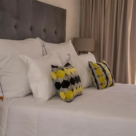 Luna Da Oura Apartmanhotel