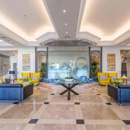 卢纳大浦酒店 阿尔布费拉