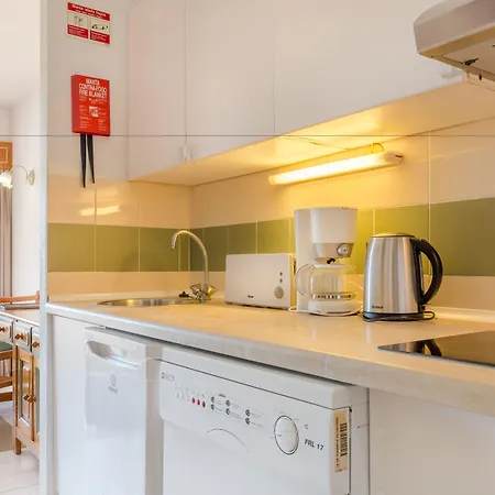 卢纳大浦酒店 公寓式酒店 4*