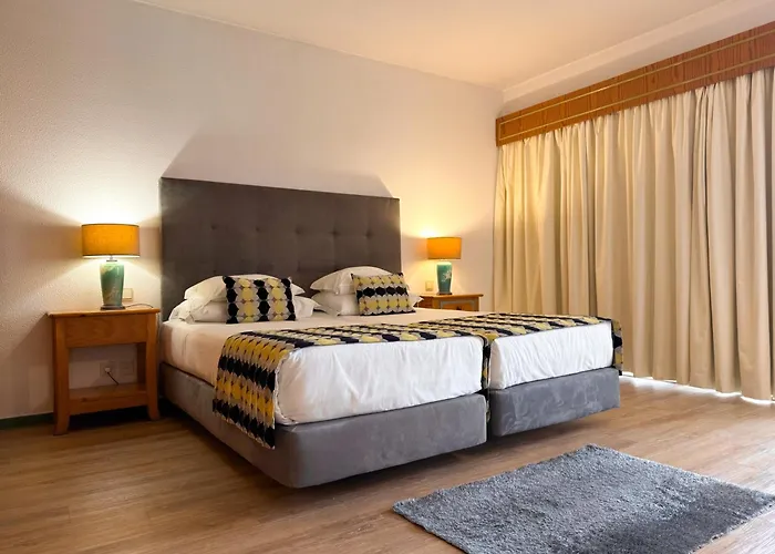 لونا دا أورا