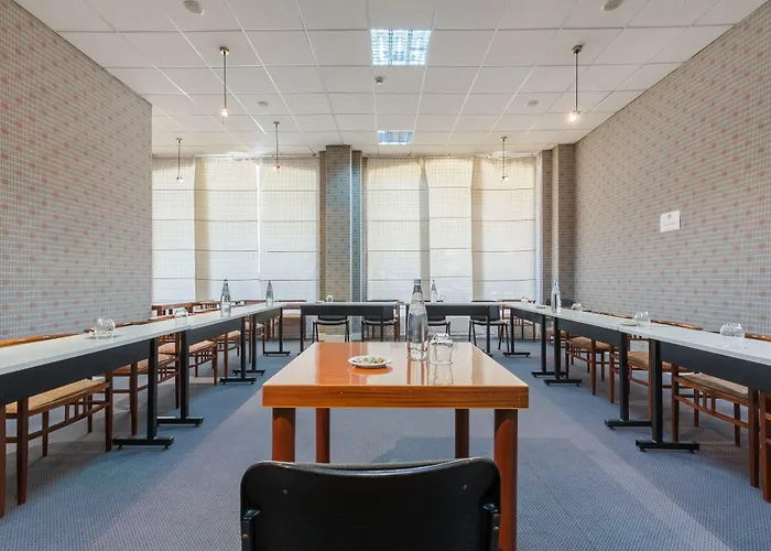 卢纳大浦酒店 阿尔布费拉