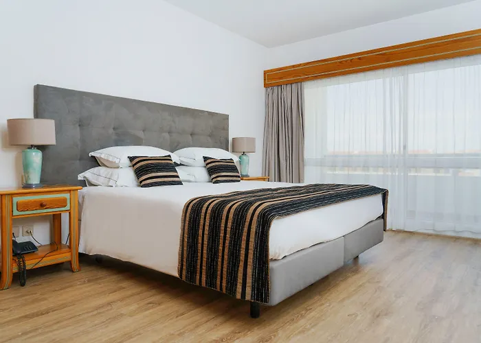 Luna Da Oura Apartmanhotel 4*