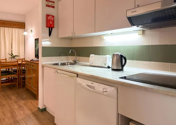 卢纳大浦酒店 4* 阿尔布费拉