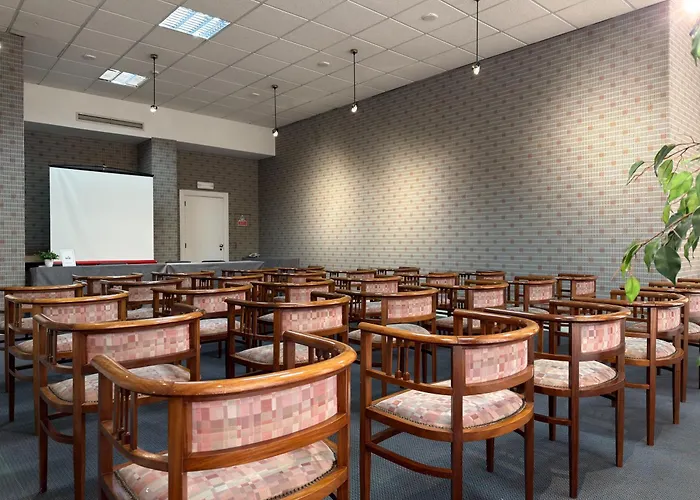 卢纳大浦酒店 阿尔布费拉