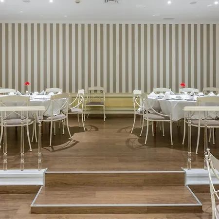 Luna Da Oura 4* Албуфейра