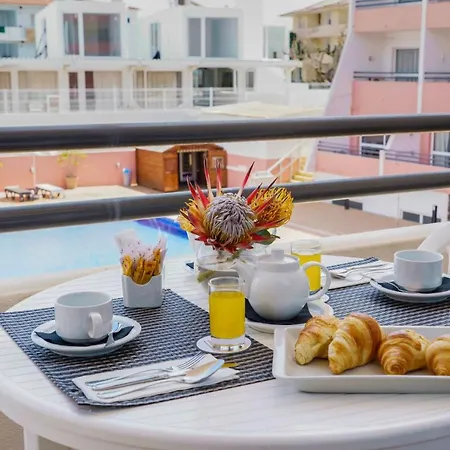 Luna Da Oura 4* Албуфейра