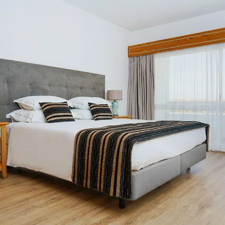 Luna Da Oura Апарт-готель 4*