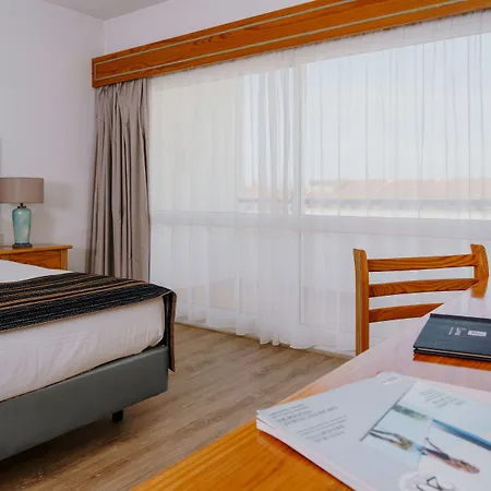 Luna Da Oura Апарт-готель Албуфейра