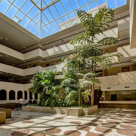 Luna Da Oura Албуфейра