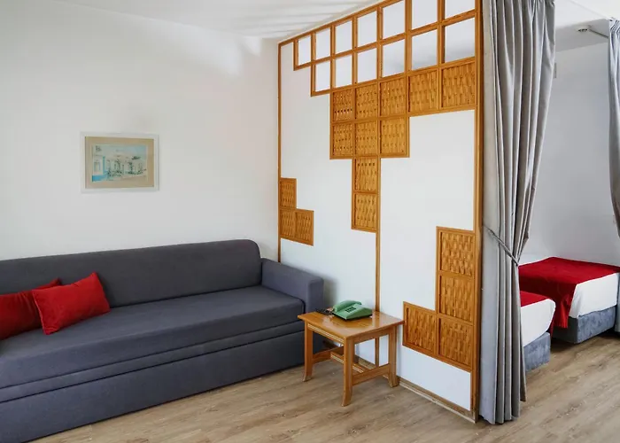 Luna Da Oura Apartmanhotel